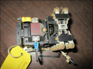 Allen Bradley 700 BX440A1 4pole contactor fv